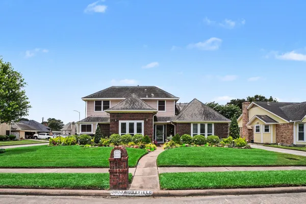 $365,000 | 6803 Middlefield Drive, Pasadena, TX 77505