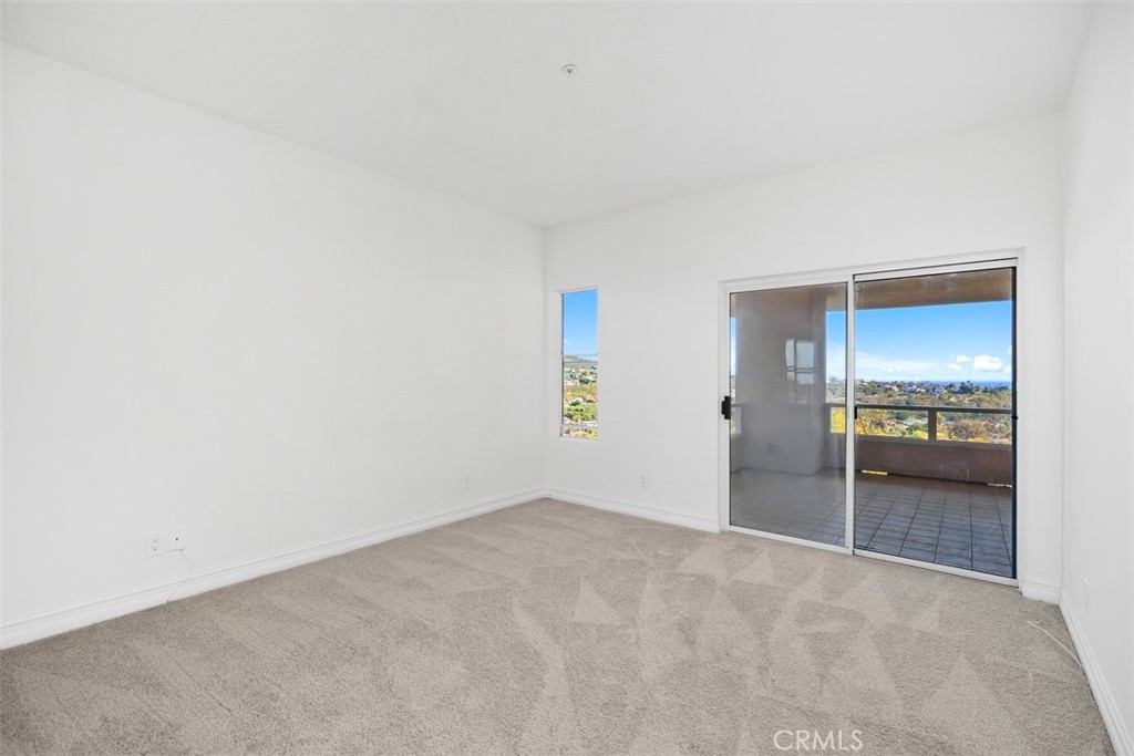 4 Tesoro San Clemente, CA 92673 - Photo 35 of 60 Secondary bedroom with deck