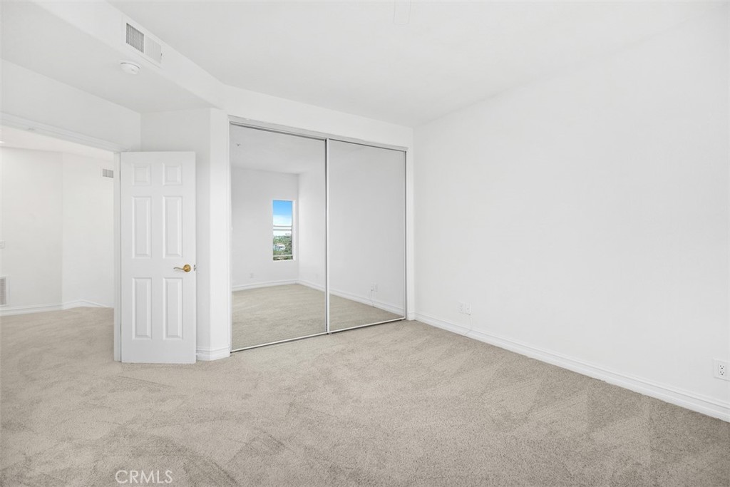 4 Tesoro San Clemente, CA 92673 - Photo 36 of 60 an empty room with an entryway