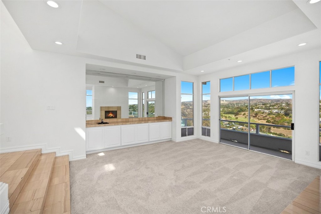 4 Tesoro San Clemente, CA 92673 - Photo 7 of 60 Formal Living Room