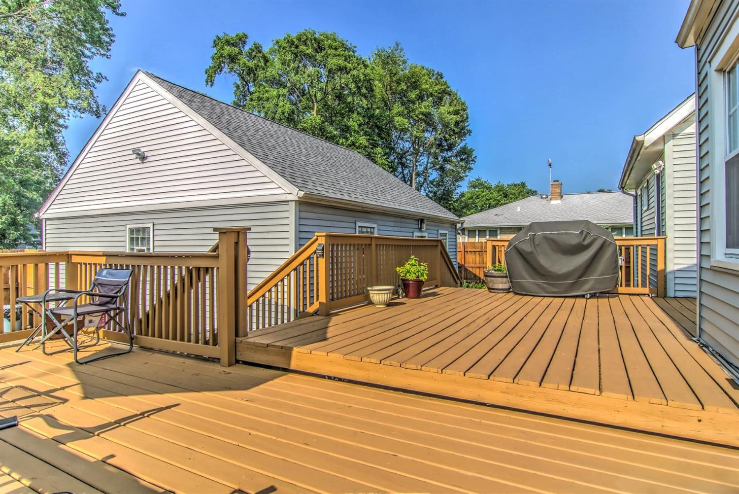 3115 Ridge Road Highland, IN 46322 - Photo 29 of 33 a view of a house with sitting area