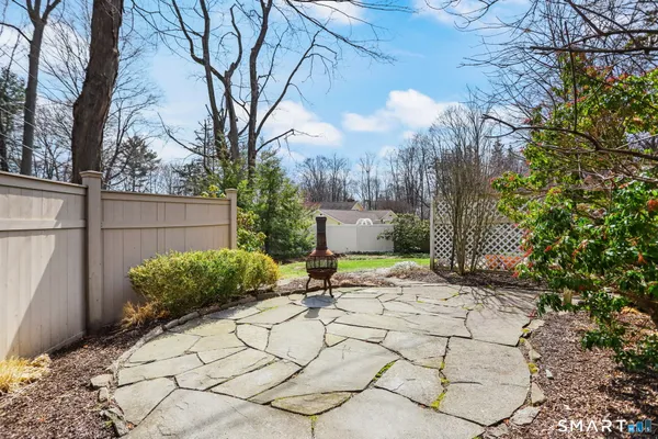 $4,400 | 410 Wilton Road West, Unit NORTH, Ridgefield, CT 06877
