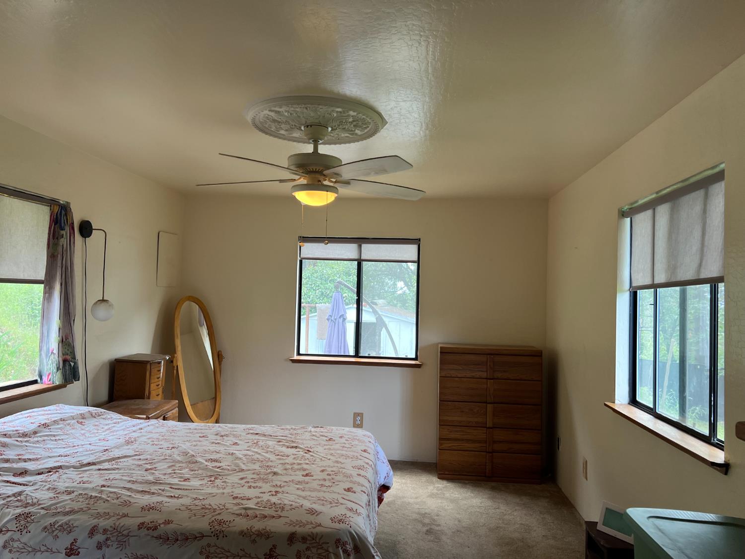 3085 Texerna Court Placerville, CA 95667 - Photo 25 of 39 a bedroom with a bed and a window