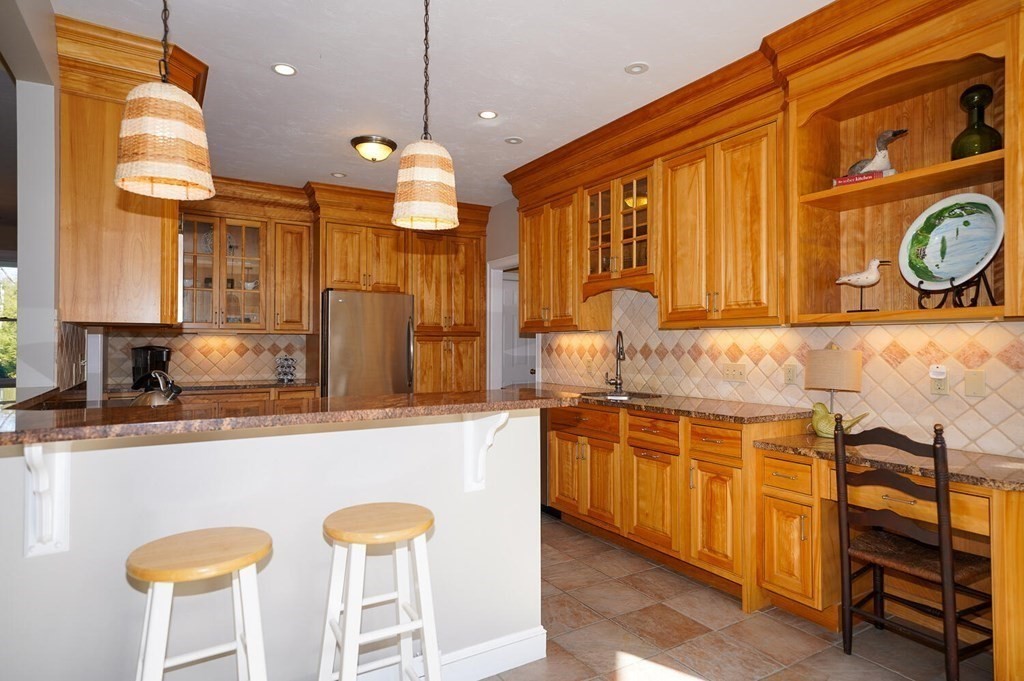 74 Harvard Road Littleton, MA 01460 - Photo 7 of 42 Gallery Image 7