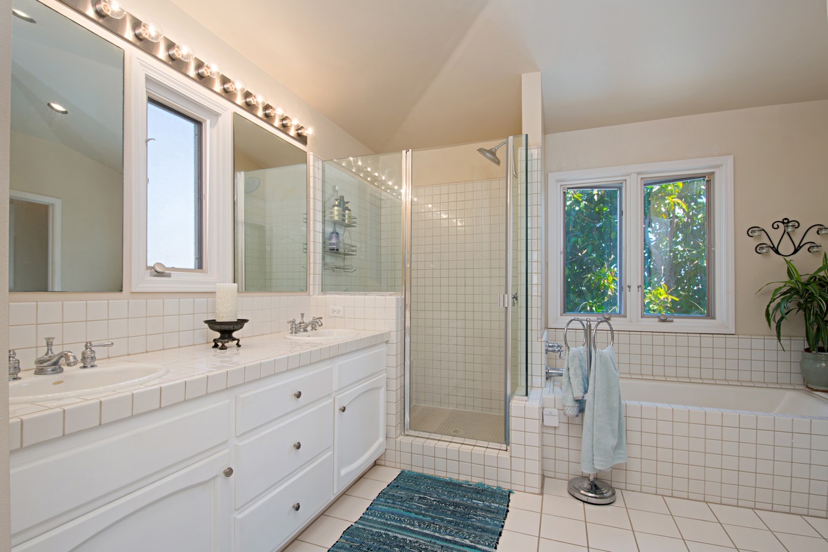 1692 Burgundy Road Encinitas, CA 92024 - Photo 13 of 25