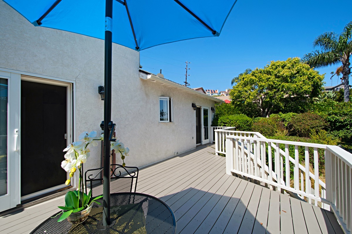 1692 Burgundy Road Encinitas, CA 92024 - Photo 18 of 25