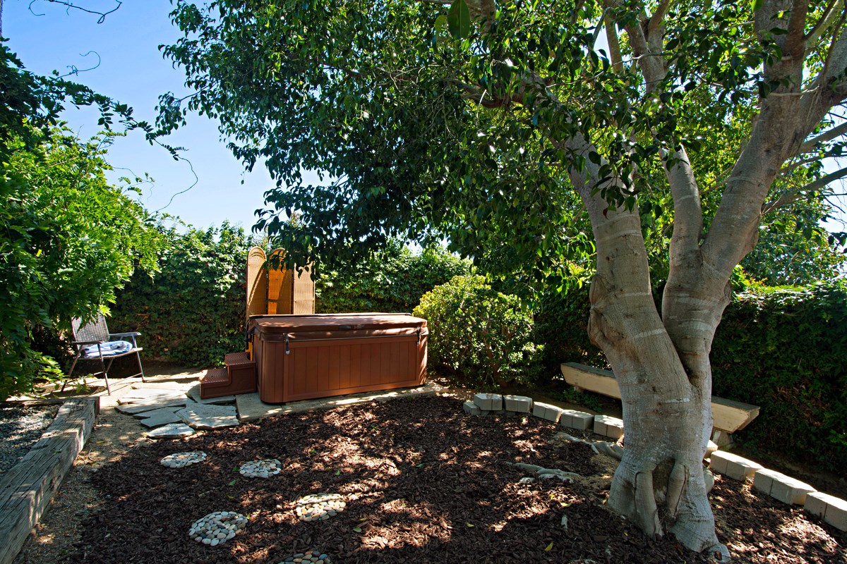1692 Burgundy Road Encinitas, CA 92024 - Photo 22 of 25