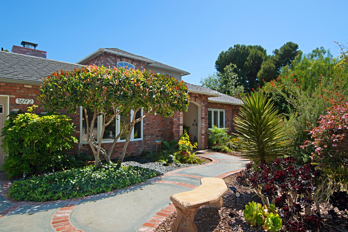 1692 Burgundy Road Encinitas, CA 92024 - Photo 23 of 25