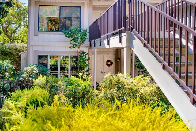 $875,000 | 900 Terra California Drive, Unit 2, Walnut Creek, CA 94595