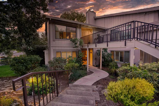 $875,000 | 900 Terra California Drive, Unit 2, Walnut Creek, CA 94595