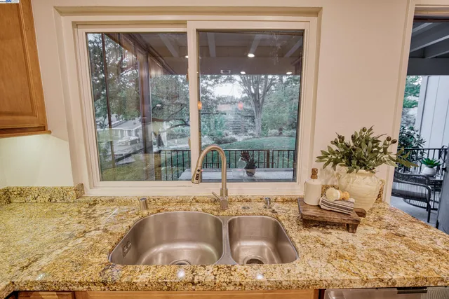 $875,000 | 900 Terra California Drive, Unit 2, Walnut Creek, CA 94595
