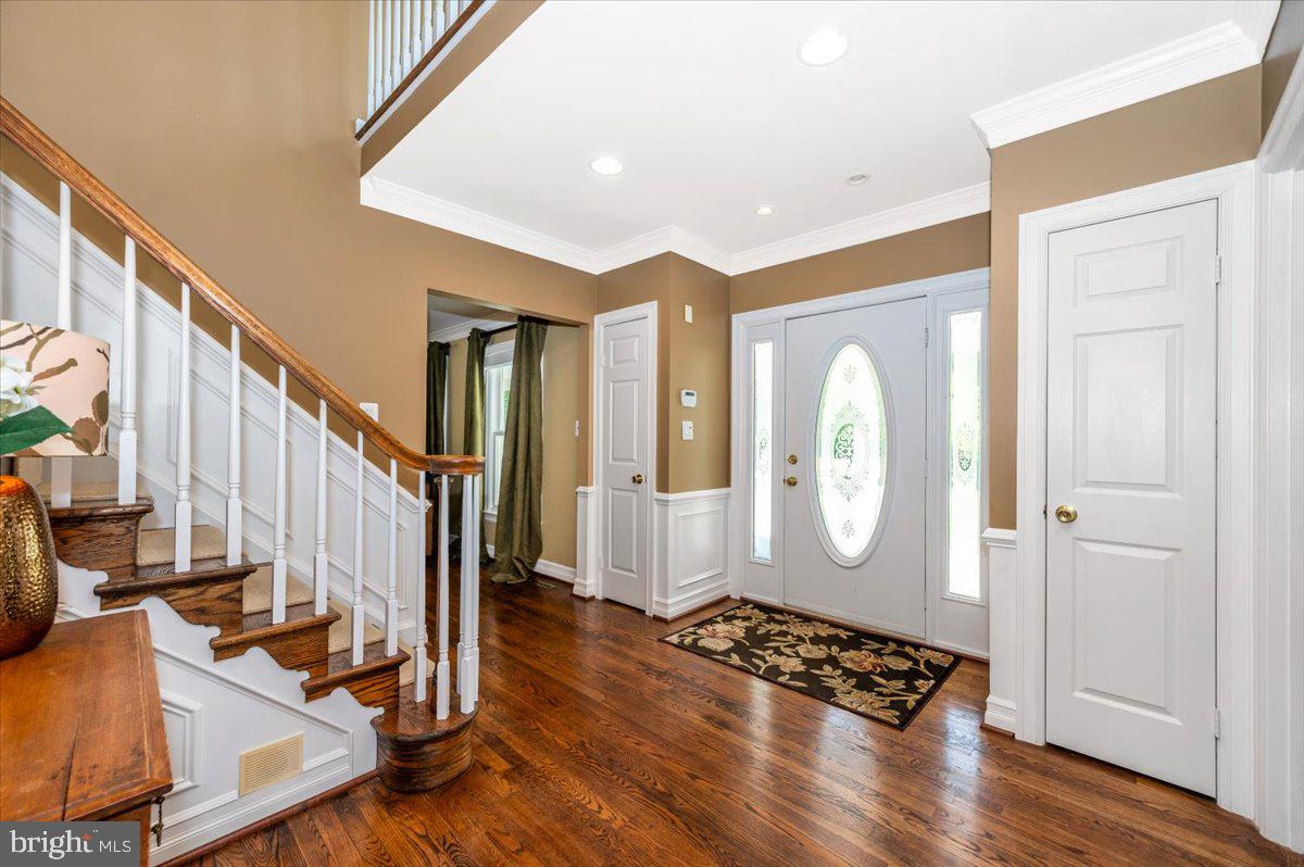 8412 Dasher Court Gaithersburg, MD 20882 - Photo 2 of 83