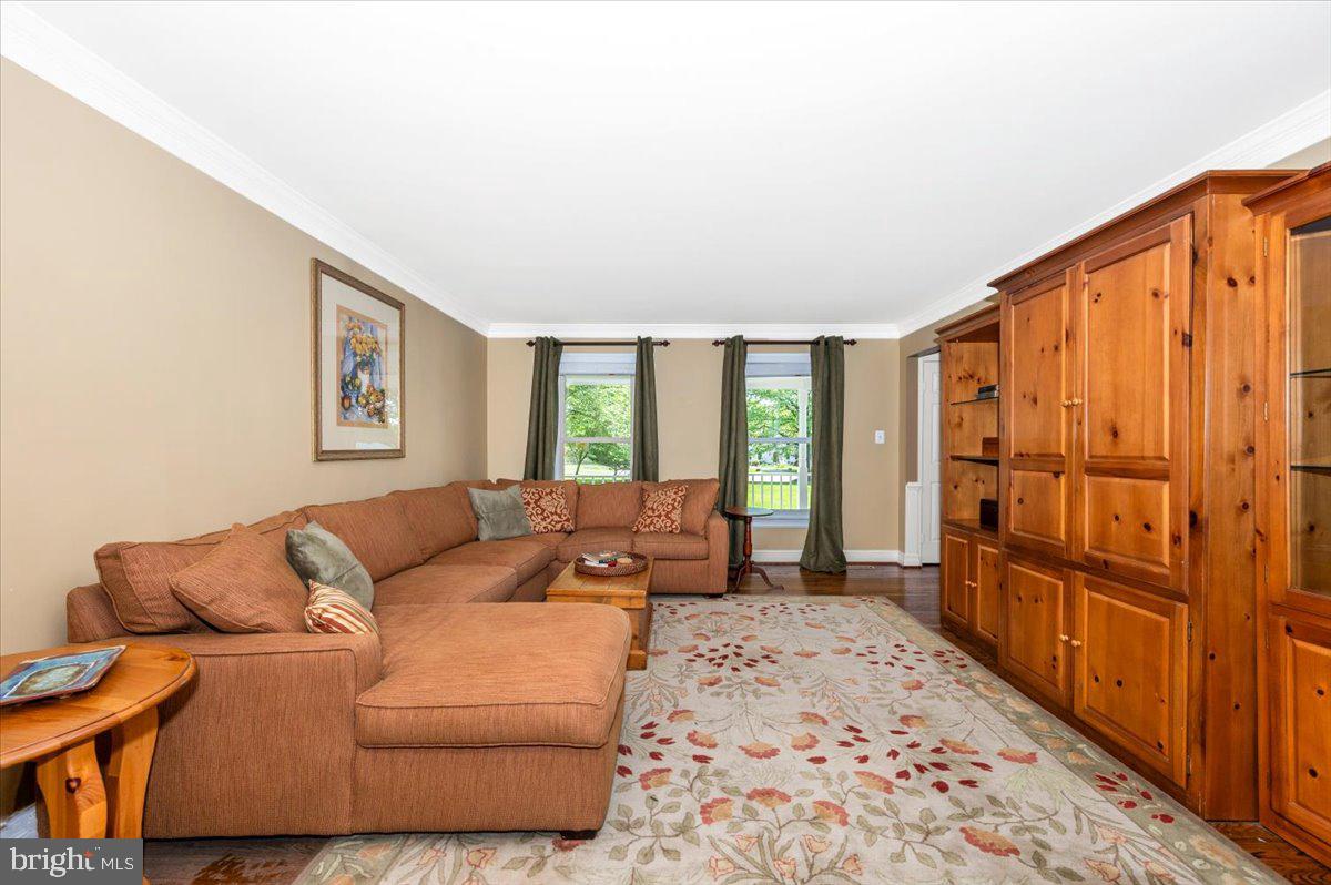 8412 Dasher Court Gaithersburg, MD 20882 - Photo 6 of 83