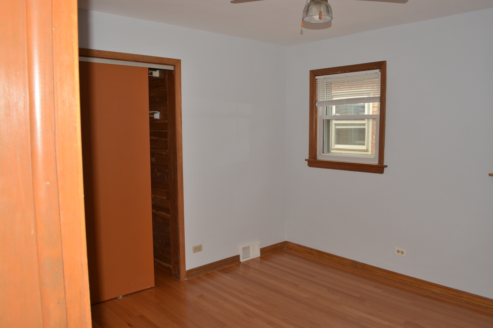 5929 West 64th Street Chicago, IL 60638 - Photo 4 of 18