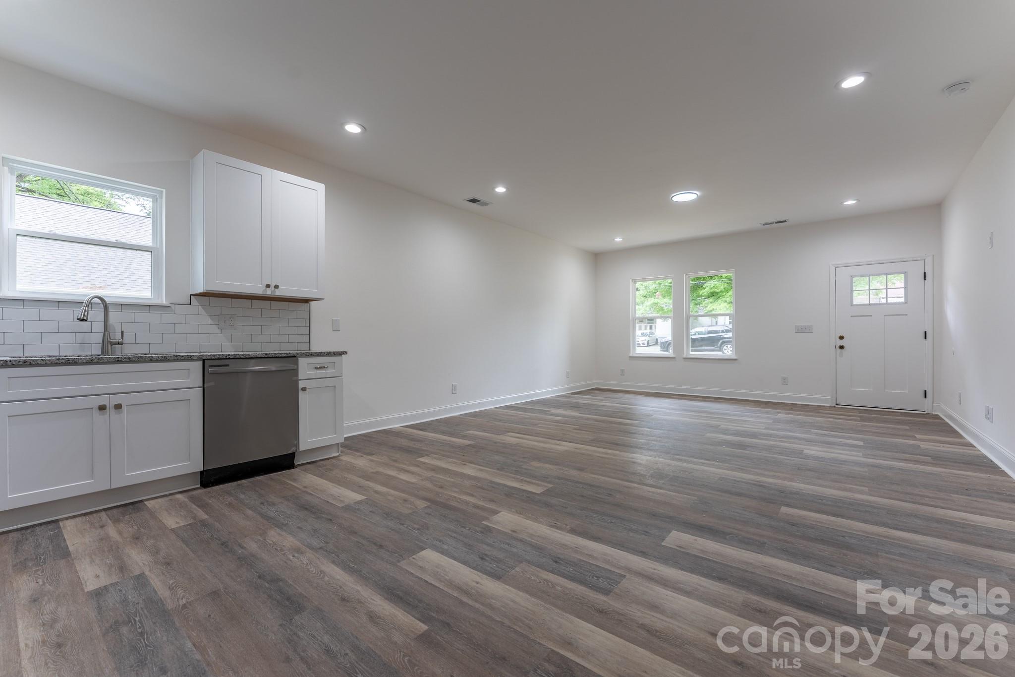 1019 North Ransom Street Gastonia, NC 28052 - Photo 5 of 32