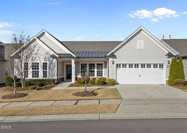 a view of a house with entertaining space