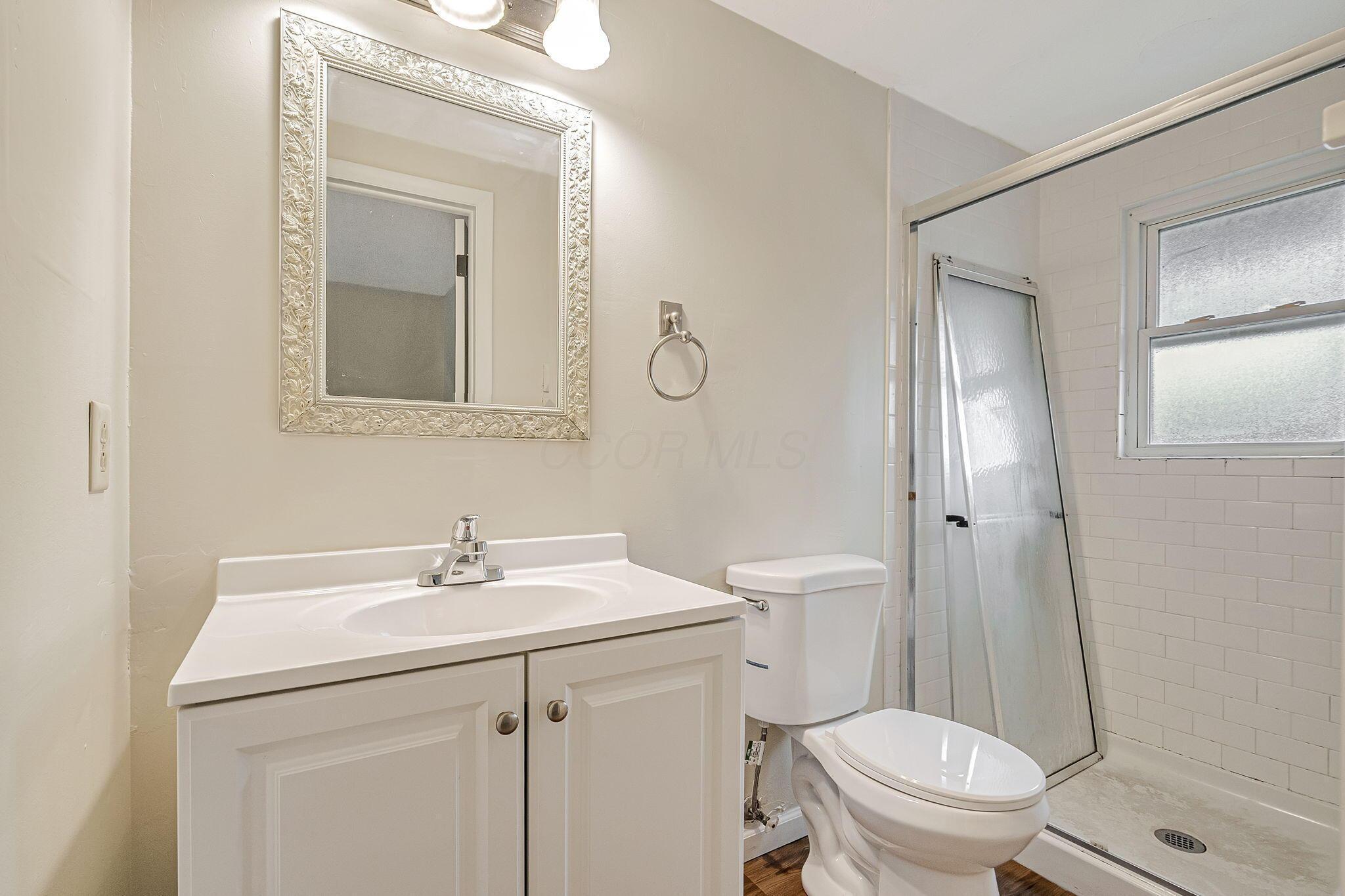 2801 Snouffer Road Columbus, OH 43235 - Photo 30 of 43 Owner's bath, new vanity