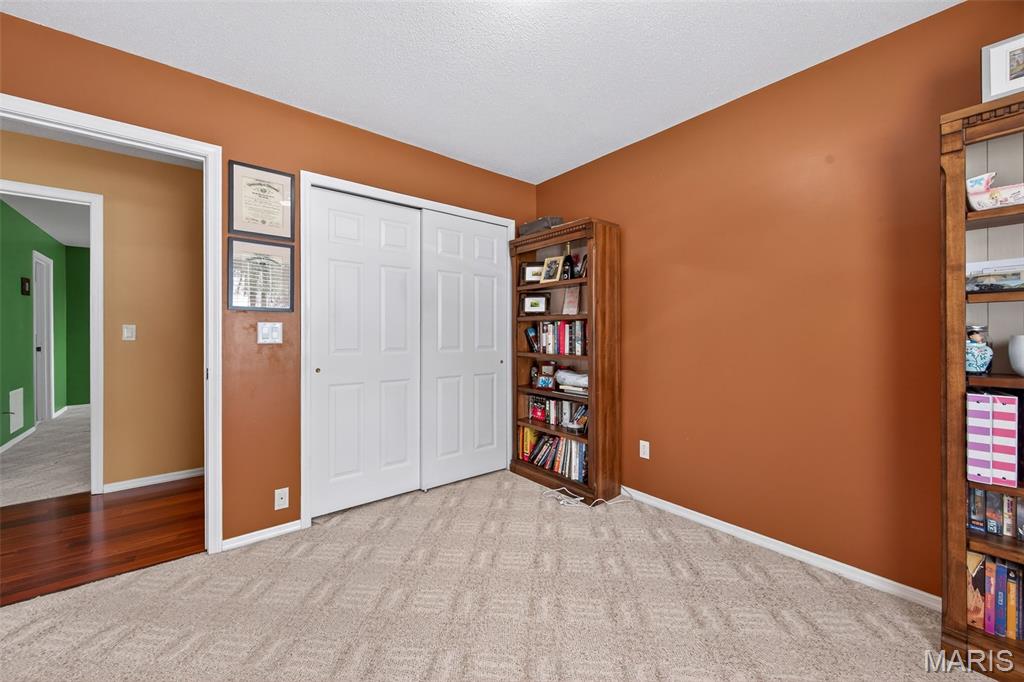 557 Woodlyn Crossing Ballwin, MO 63021 - Photo 20 of 28