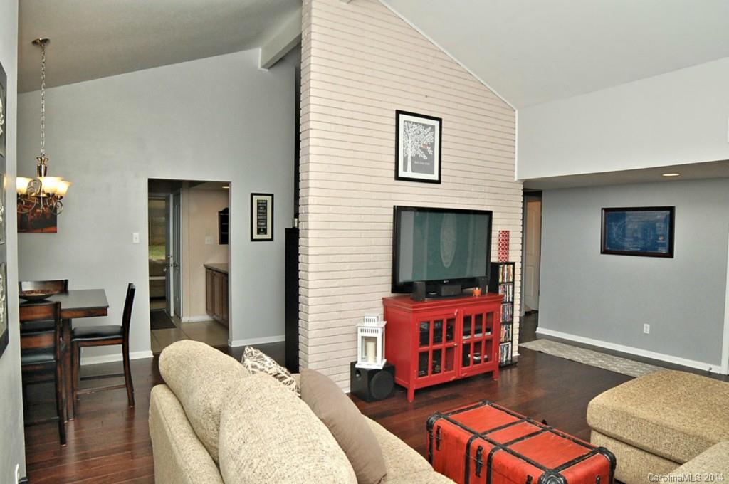 2032 Tyvola Road Charlotte, NC 28210 - Photo 3 of 24