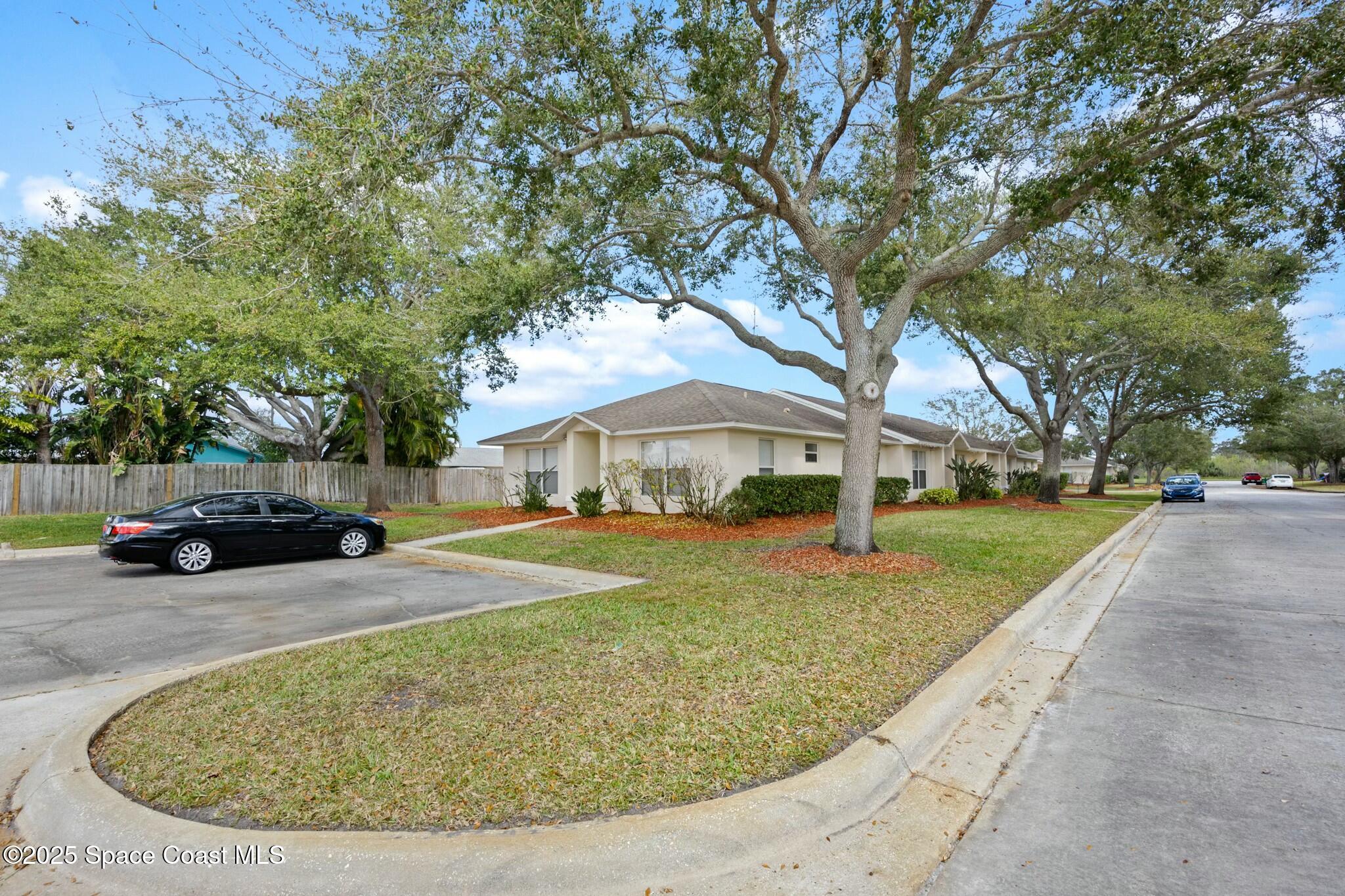 2042 Foxwood Drive Melbourne, FL 32935 - Photo 30 of 47 tempImage2gV03E
