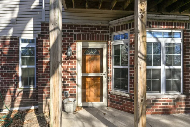 $310,000 | N99W14143 Seven Pines Way, Unit A, Germantown, WI 53022