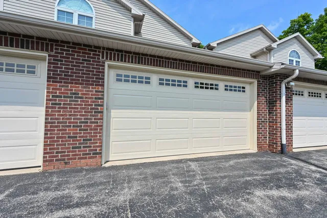 $310,000 | N99W14143 Seven Pines Way, Unit A, Germantown, WI 53022