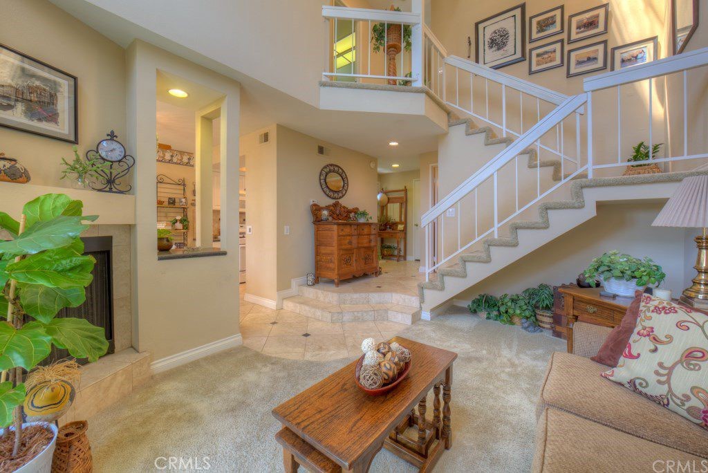 5568 Orange Cypress, CA 90630 - Photo 3 of 25