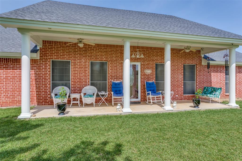 2400 Springfield Road Springtown, TX 76082 - Photo 22 of 31