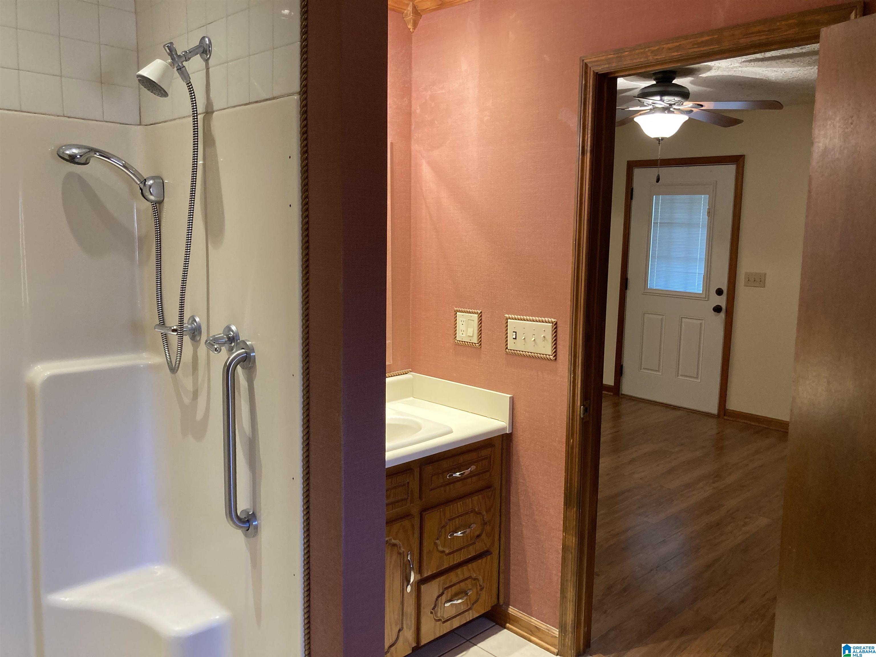 910 Bankhead Boulevard Talladega, AL 35160 - Photo 17 of 24