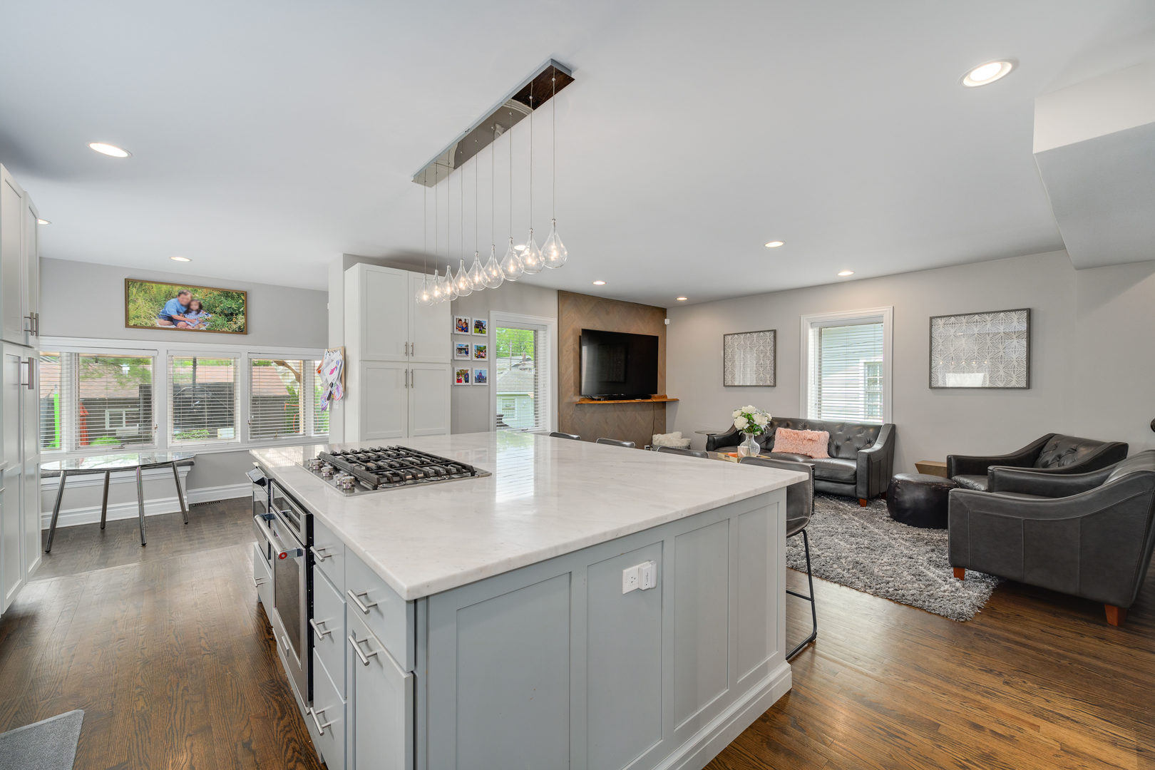 620 South Prospect Avenue Park Ridge, IL 60068 - Photo 15 of 39 a view of kitchen with stainless steel appliances granite countertop a stove and a refrigerator
