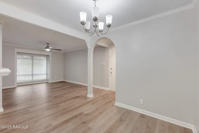 $120,000 | 220 Doucet Road, Unit 230D, Lafayette, LA 70503