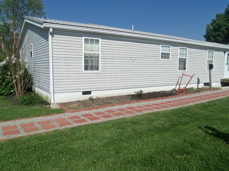 1198 Lenoxburg Foster Road Foster, KY 41043 - Photo 10 of 25 Gallery Image 10