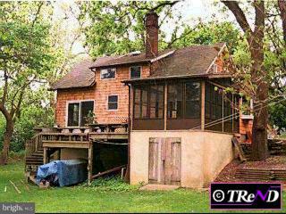 375 Tomlinson Road Huntingdon Valley, PA 19006 - Photo 1 of 1 Gallery Image 1