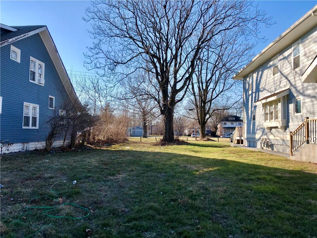 2926 Ruckle Street Indianapolis, IN 46205 - Photo 3 of 7 Gallery Image 3