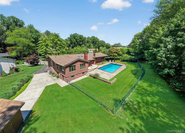 $942,800 | 10 Wesley Court, Congers, NY 10920