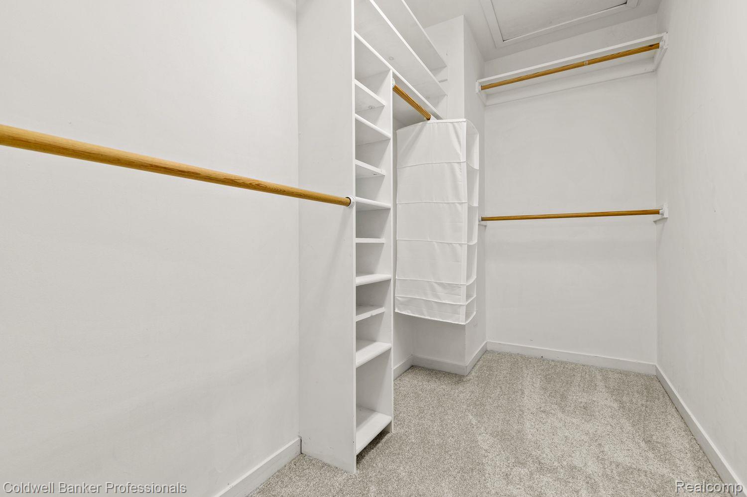 24676 Jamestowne Road Novi, MI 48375 - Photo 14 of 30 Walk-In Closet