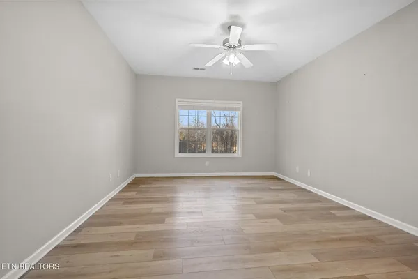 $385,900 | 4651 Oak Meadow Way, Knoxville, TN 37918