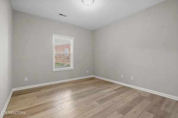 $385,900 | 4651 Oak Meadow Way, Knoxville, TN 37918