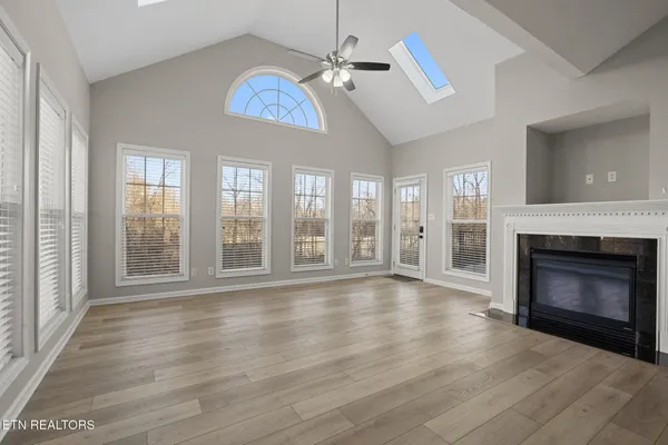 $385,900 | 4651 Oak Meadow Way, Knoxville, TN 37918