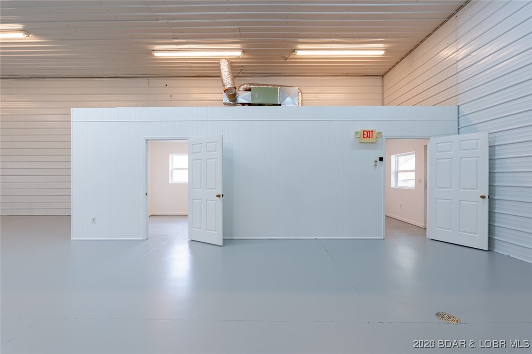 202 Hemi Lane Laurie, MO 65037 - Photo 12 of 32