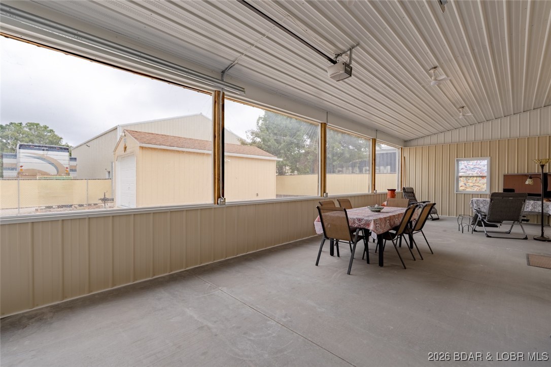 202 Hemi Lane Laurie, MO 65037 - Photo 23 of 32