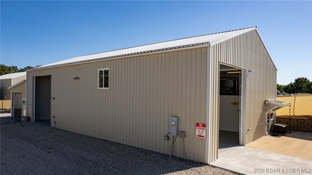 202 Hemi Lane Laurie, MO 65037 - Photo 25 of 32