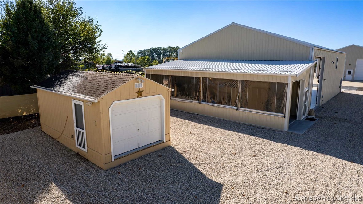 202 Hemi Lane Laurie, MO 65037 - Photo 28 of 32