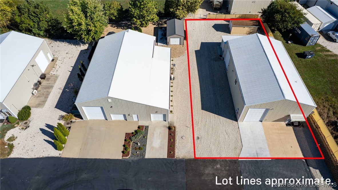 202 Hemi Lane Laurie, MO 65037 - Photo 5 of 32