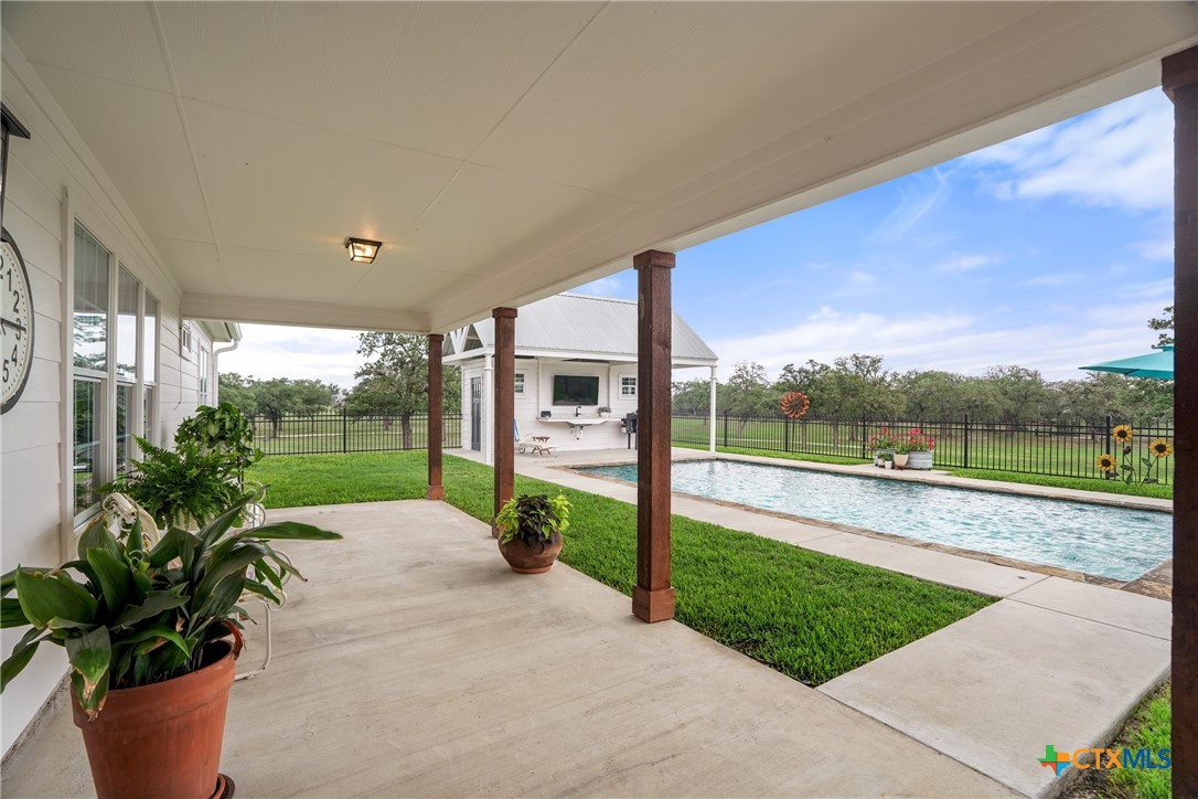 1899 Sunflower Trail Luling, TX 78648 - Photo 25 of 48 Back porch.
