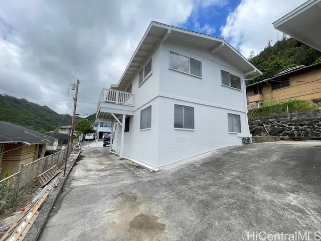$1,260,000 | 1565 Moani Street, Honolulu, HI 96819