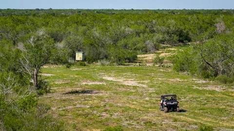 $966,000 | 18000 Fm 791, Campbellton, TX 78008