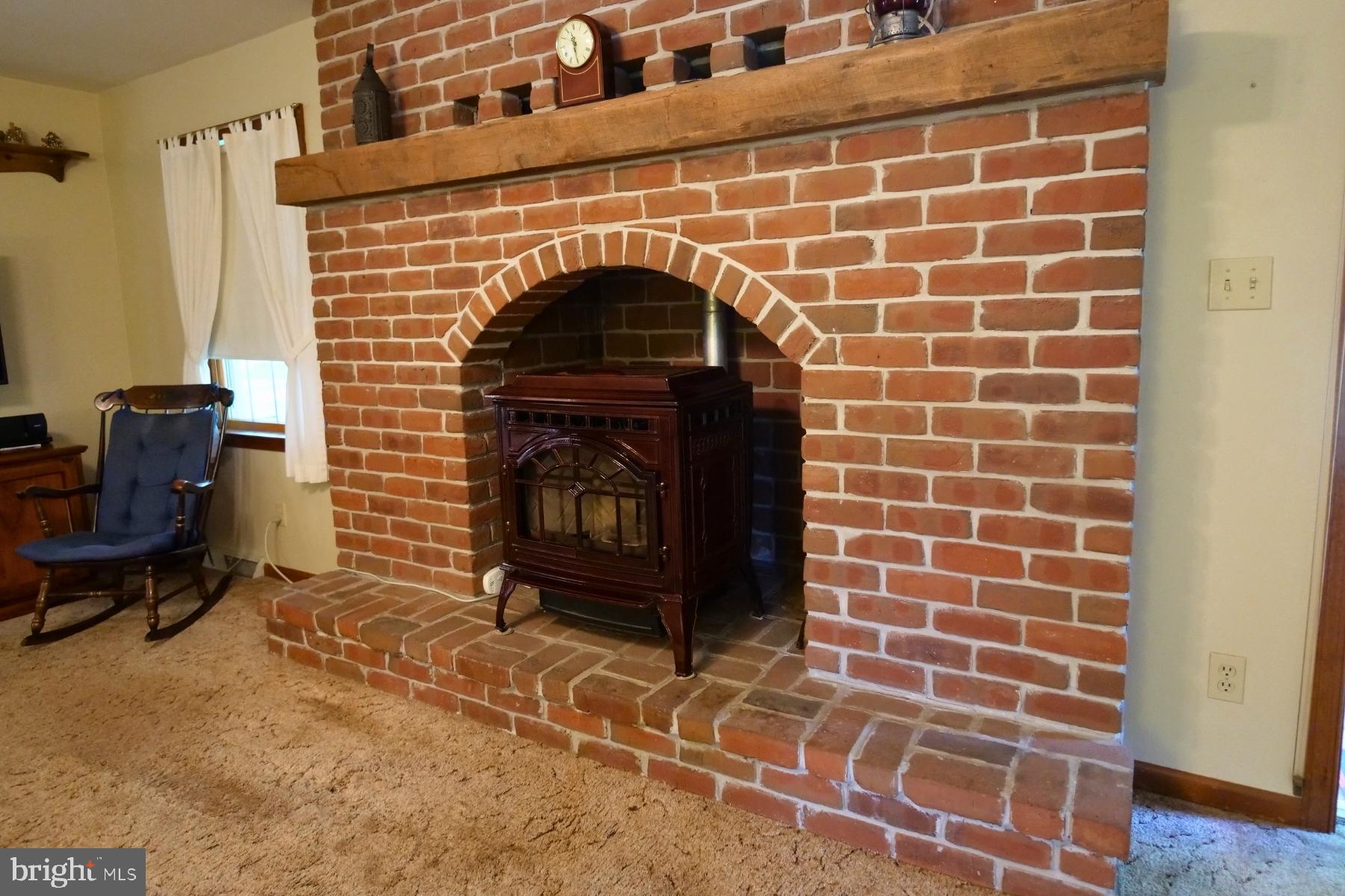 308 Blacksmith Road Douglassville, PA 19518 - Photo 3 of 28 Gallery Image 3