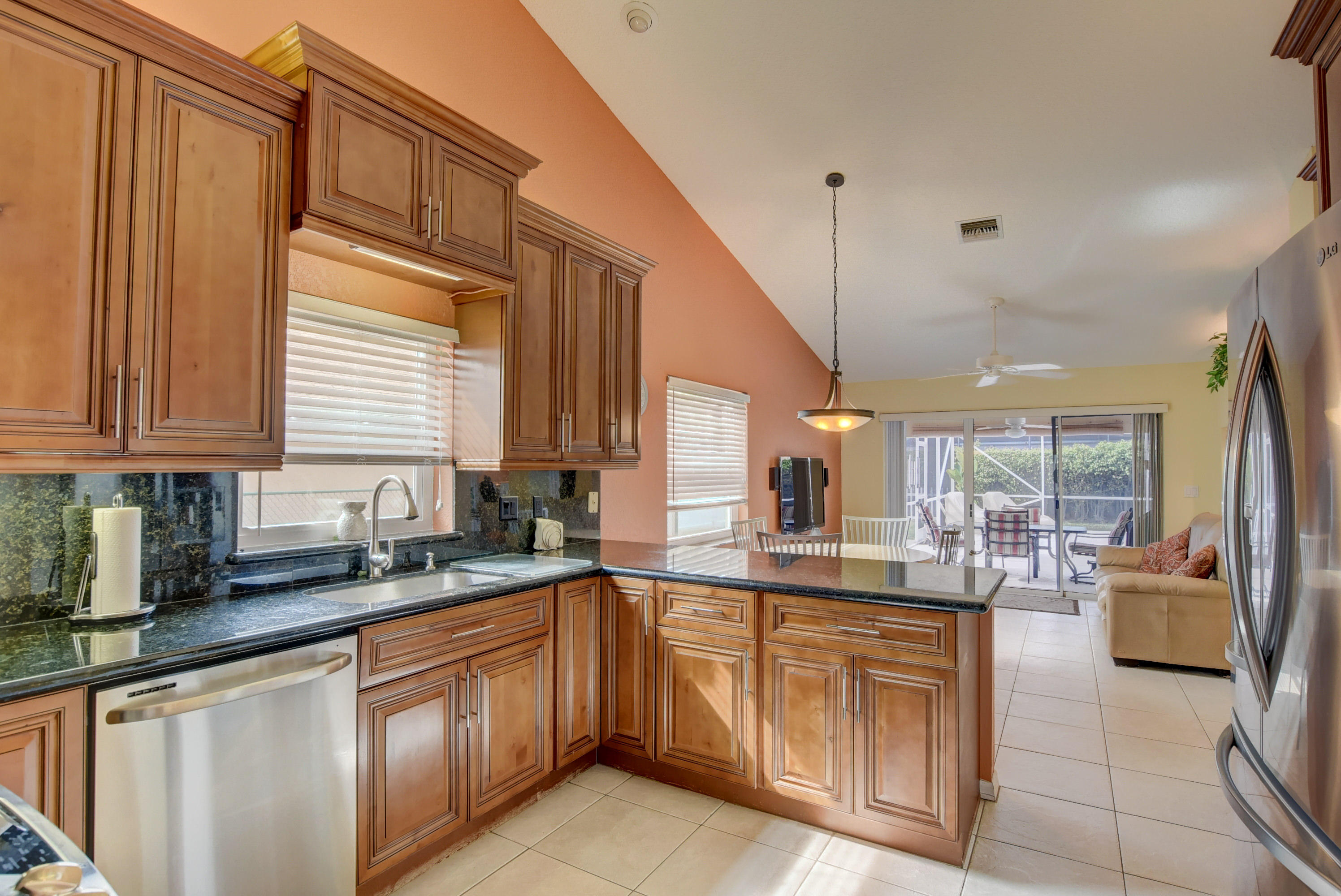22559 Grouper Court Boca Raton, FL 33428 - Photo 13 of 27 Kitchen2