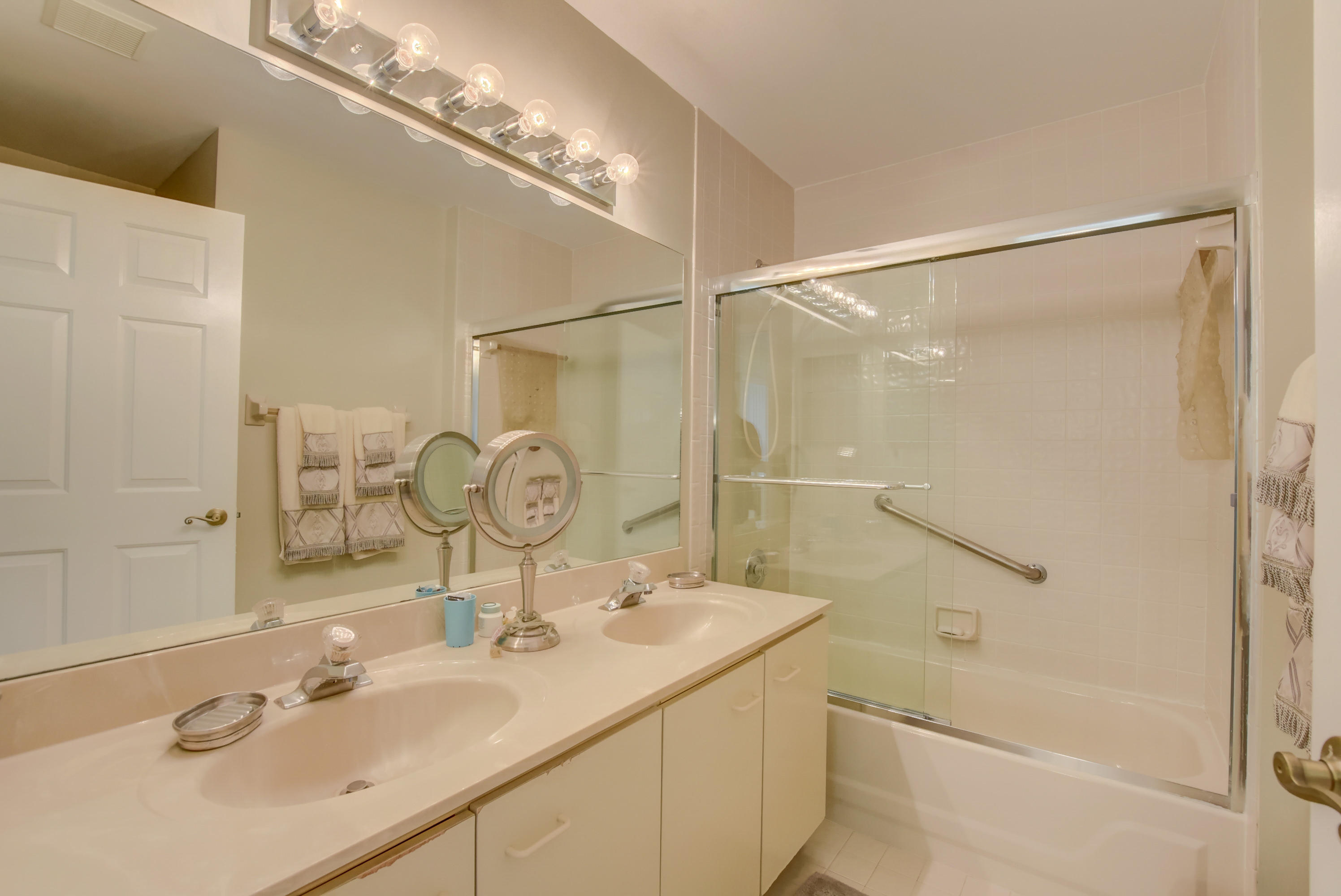 22559 Grouper Court Boca Raton, FL 33428 - Photo 20 of 27 Master Bathroom